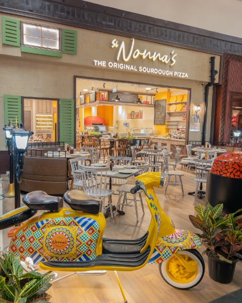 Reservations | Si Nonna’s - The Original Sourdough Pizza